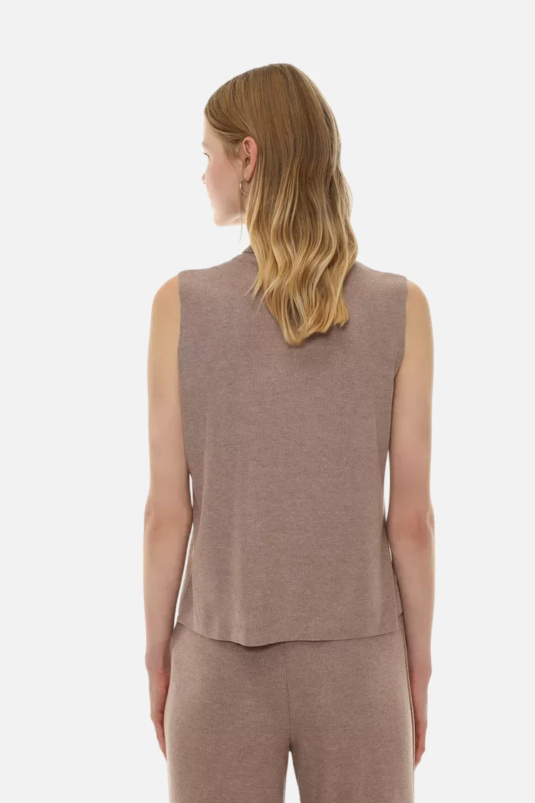 Soft-touch vest sweater - Image 2