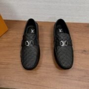 00 LV Silverstone Moccasin (Pre Order)