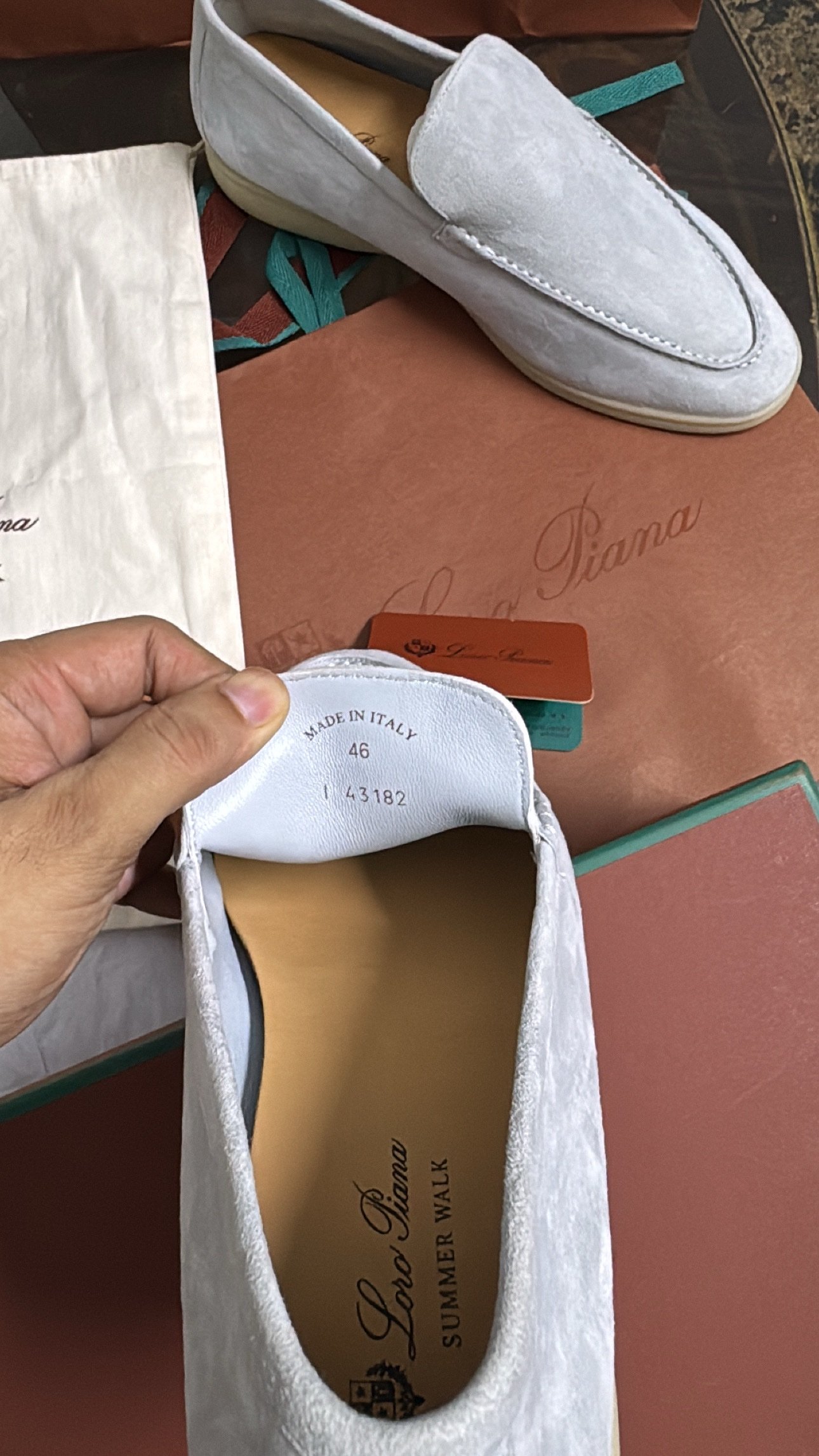 00 Loro Piana Summer Walk - Image 3