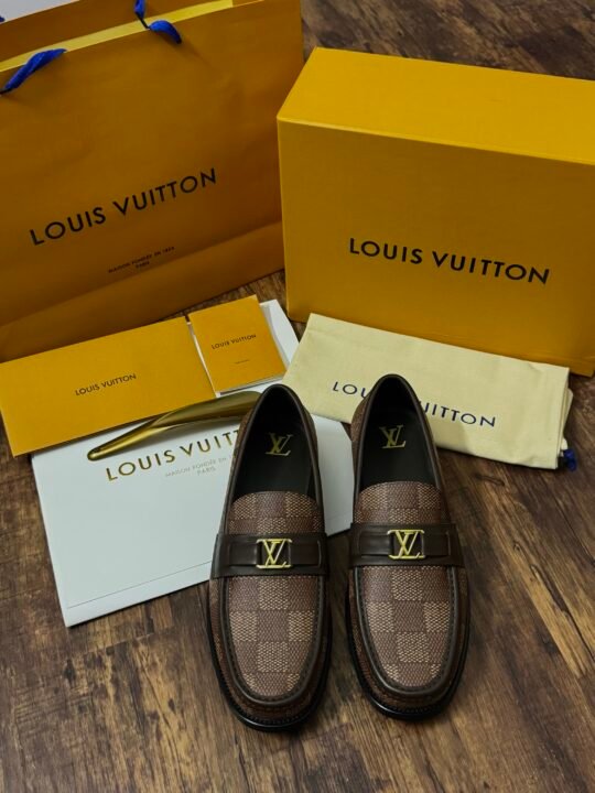 00 LV Major Loafer