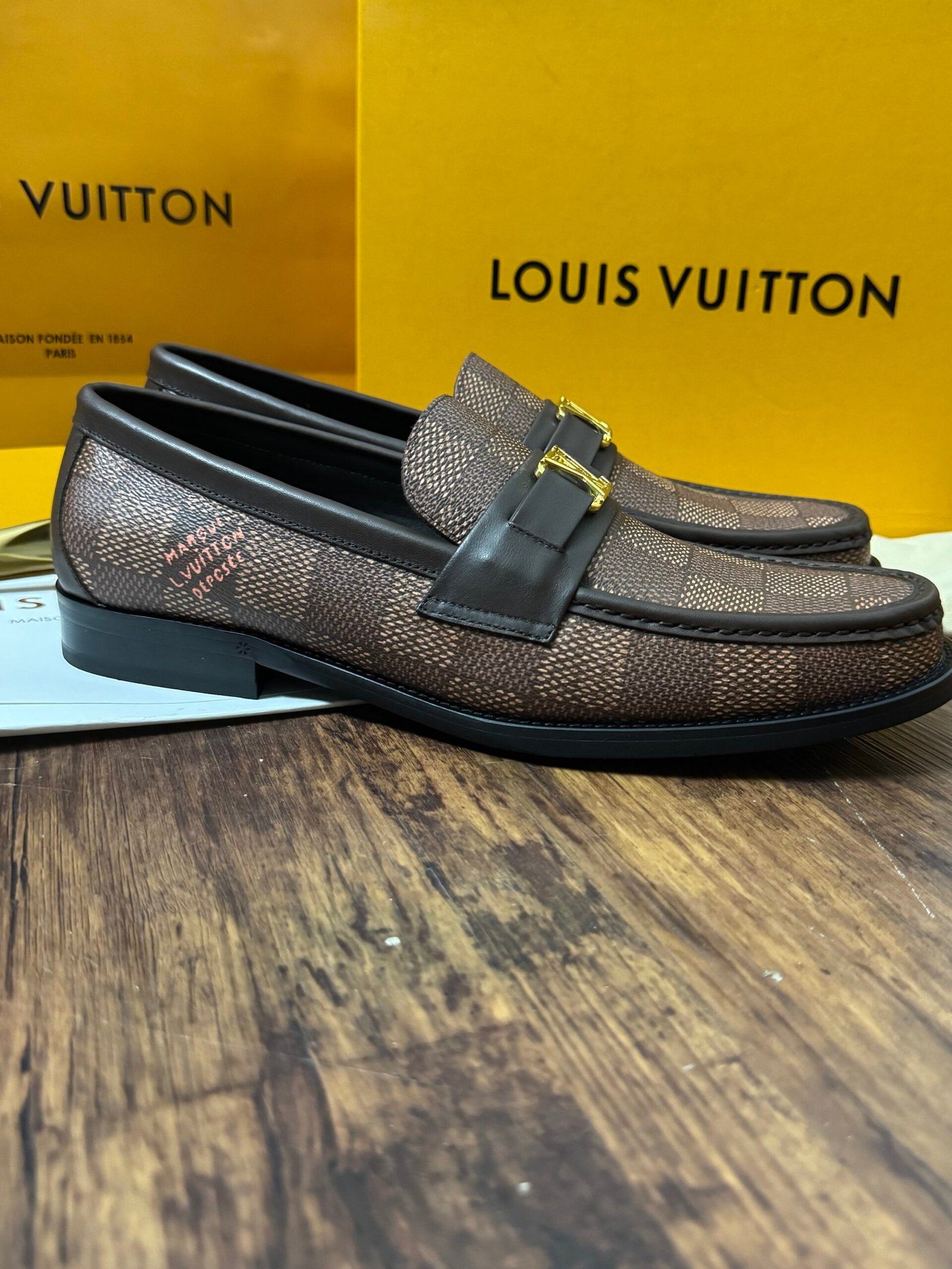 00 LV Major Loafer - Image 5