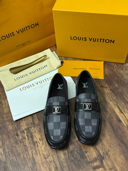 00 LV Major Loafer