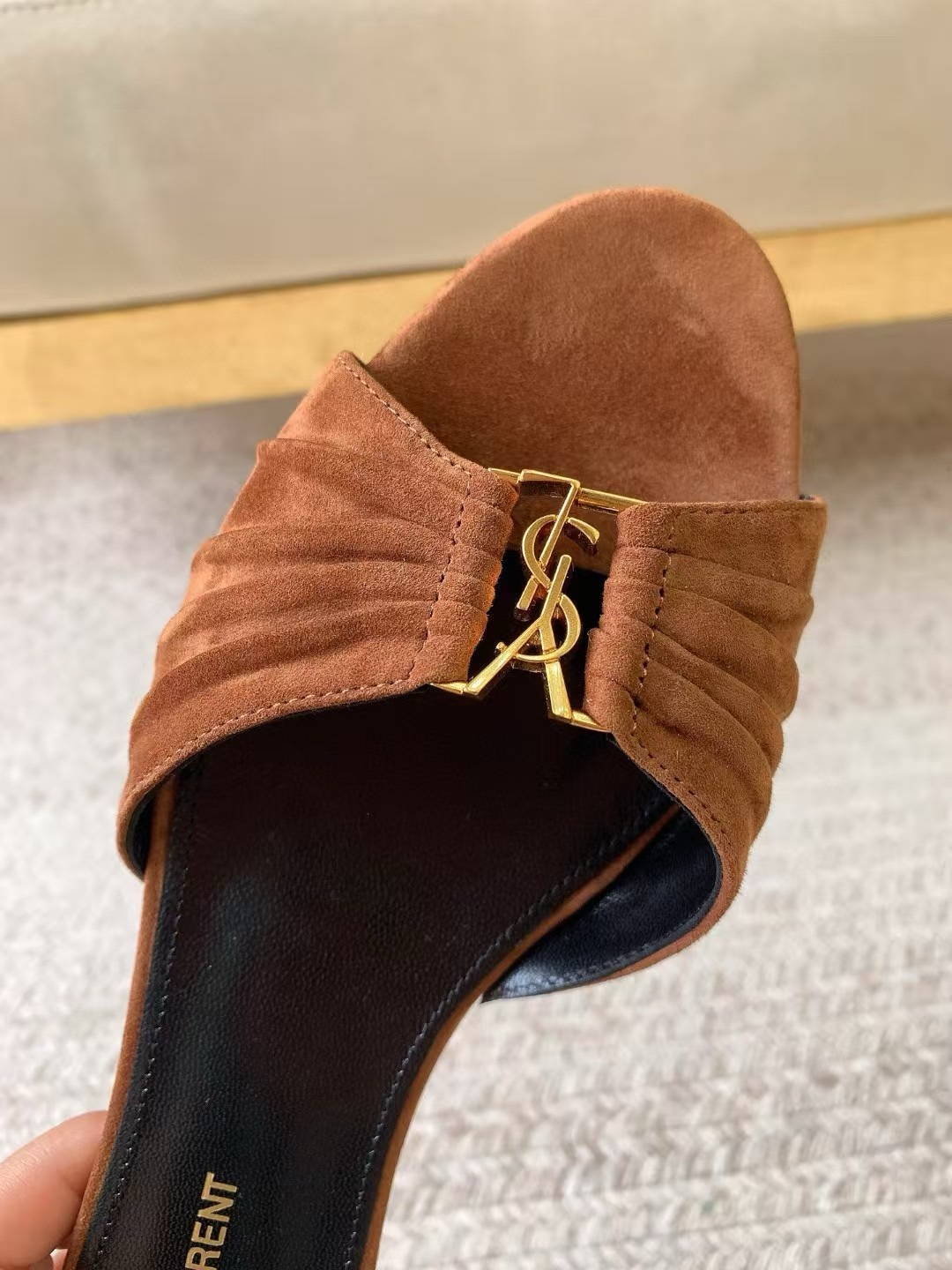 Saint Laurent Babylone flat sandals - Image 2