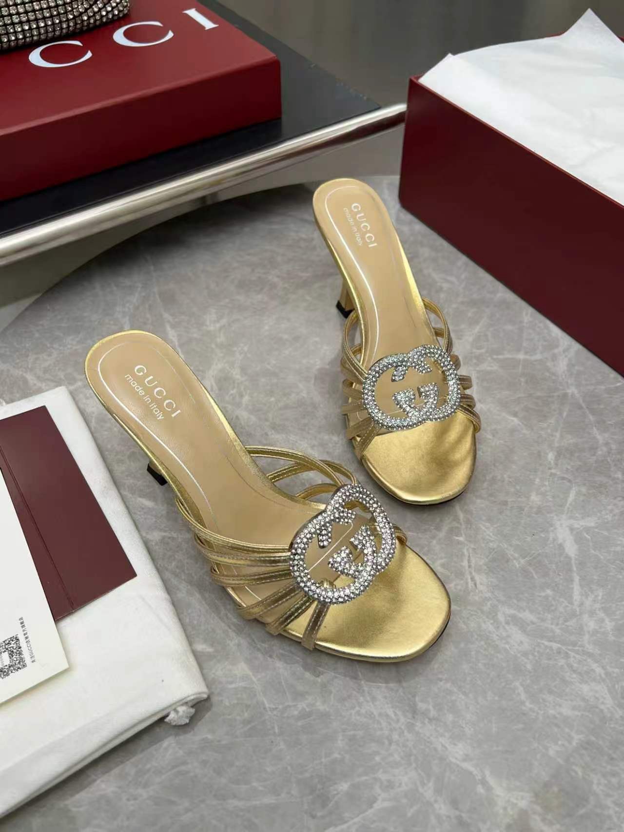 Gucci Crystal Interlocking G Metallic Leather Mules - Image 3