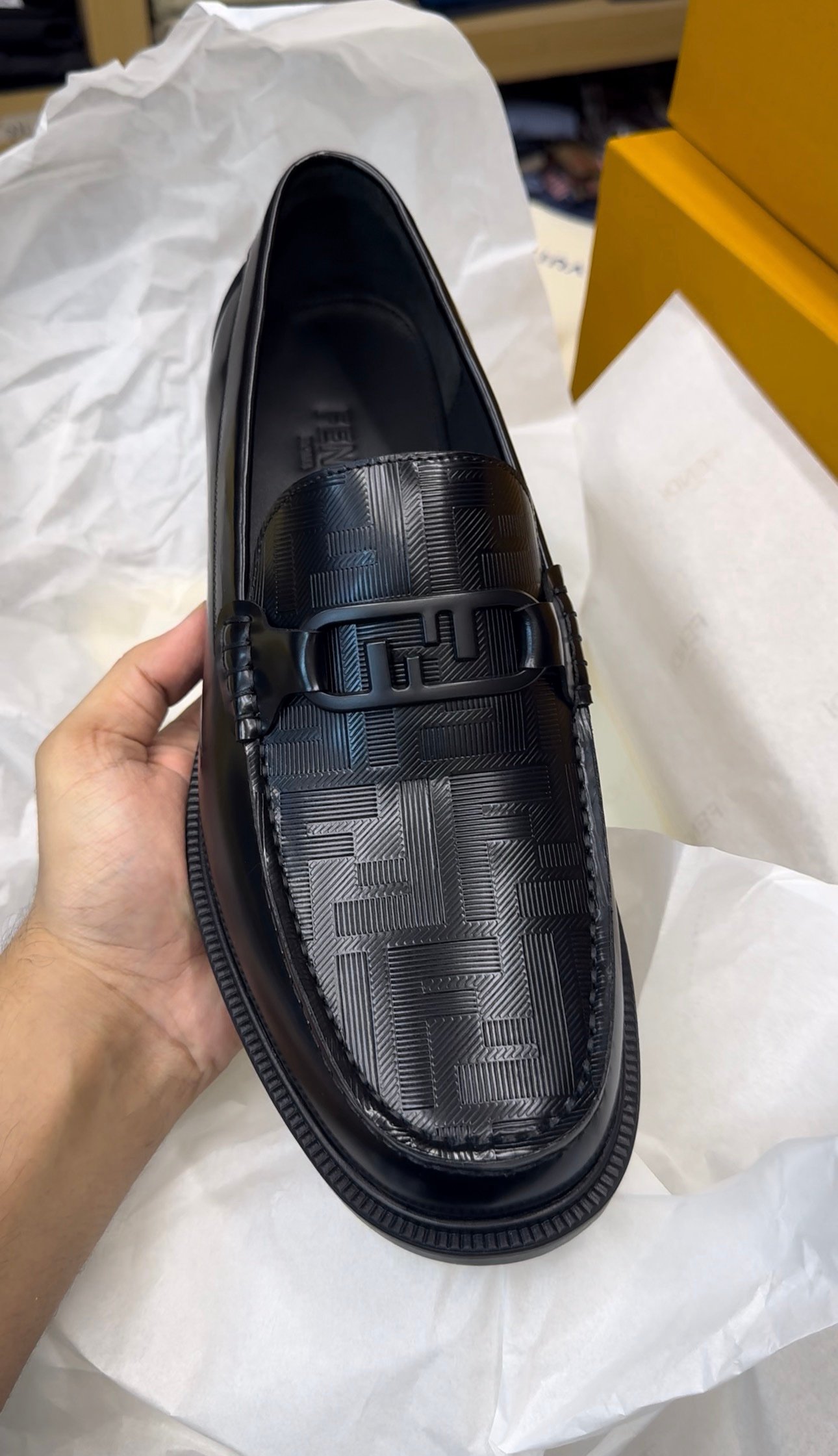 00 FENDI O'LOCK LOAFERS