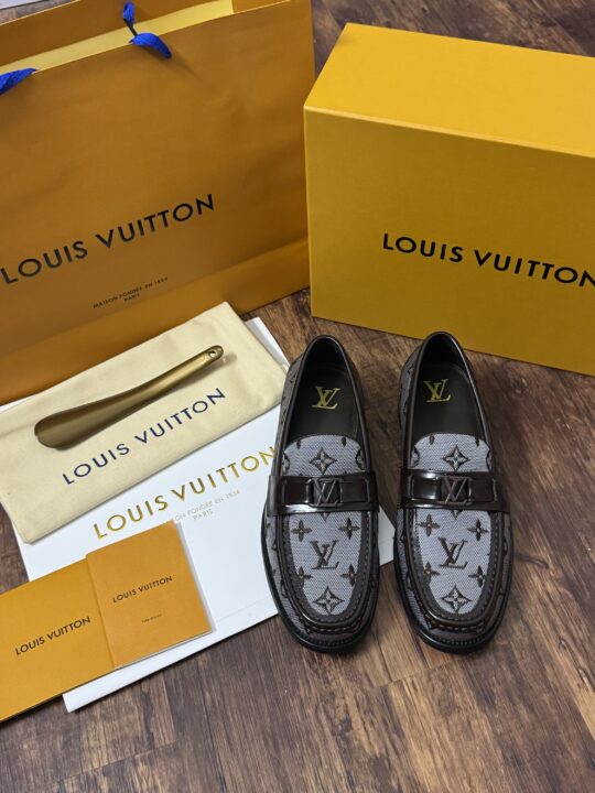 LV Major Loafer