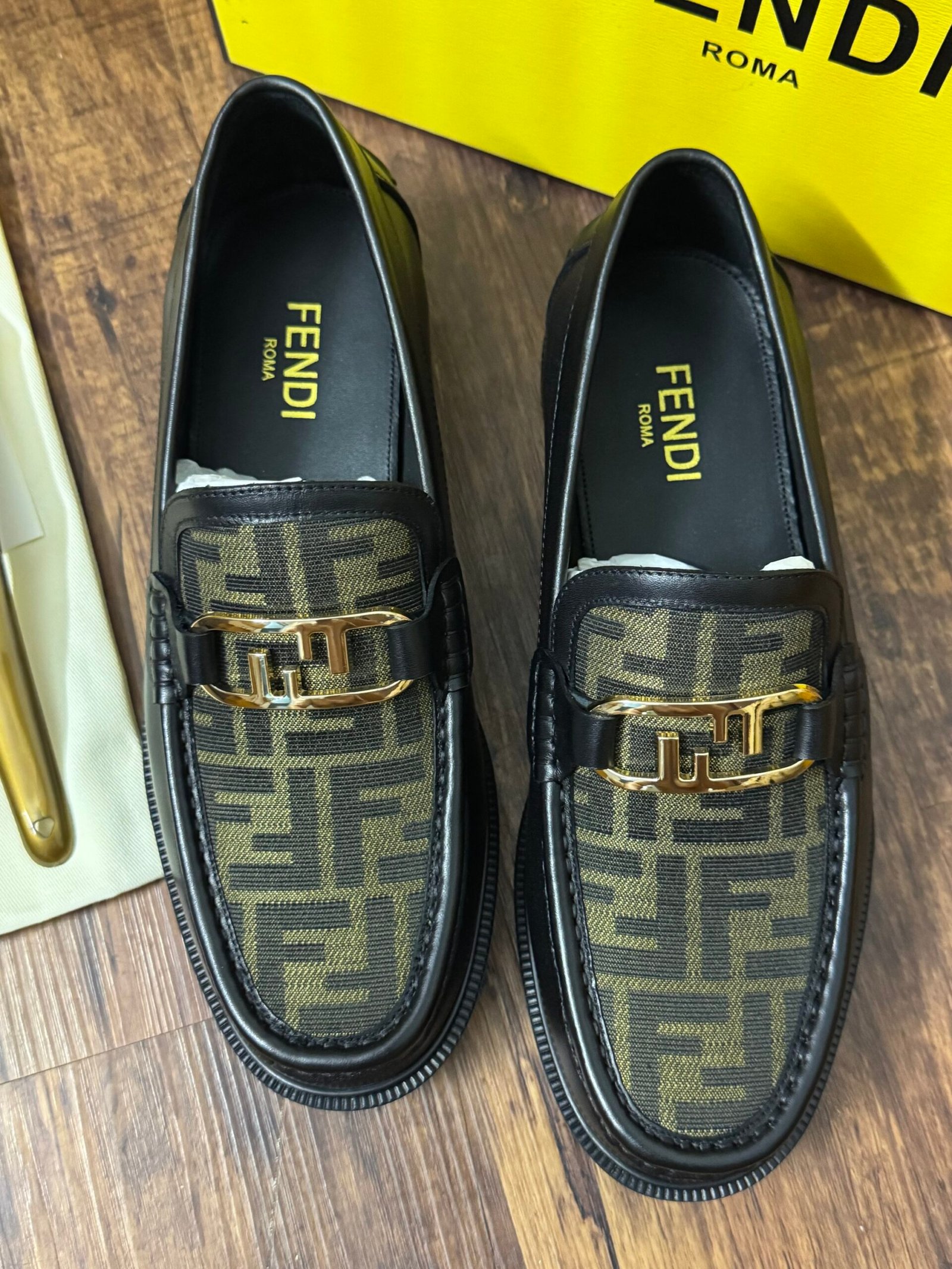00 FENDI O’LOCK LOAFERS - Image 2